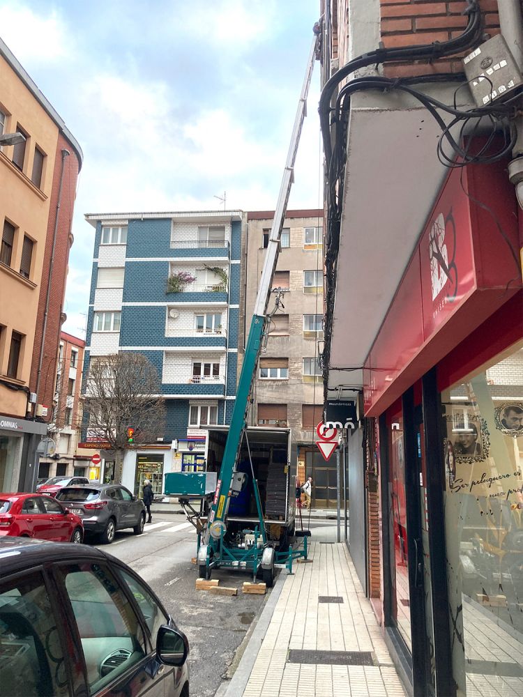 Elevador exterior en Asturias